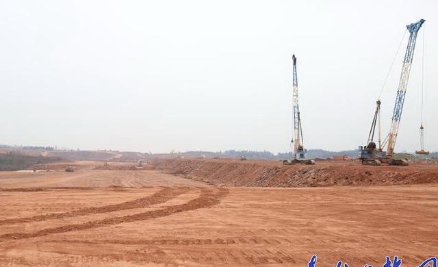 達州機場遷建項目加速推進 土石方工程預計月底基本完成